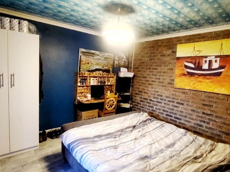 6 BEDROOM HOUSE IN HIGHGATE - Photo 4