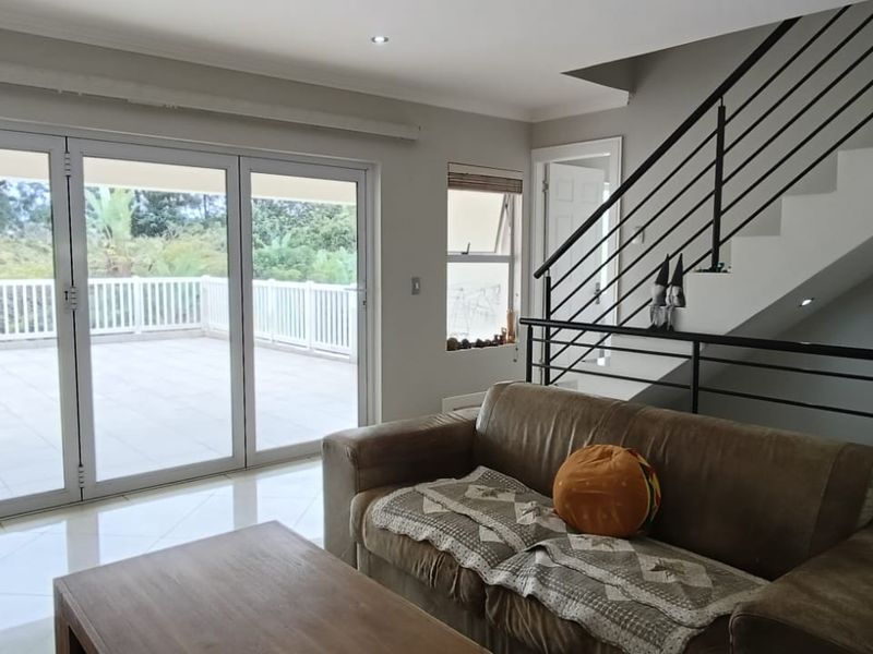 To let in Kindlewood, spacious 4 bedroom, pet friendly townhouse in secure Estate. - Photo 6