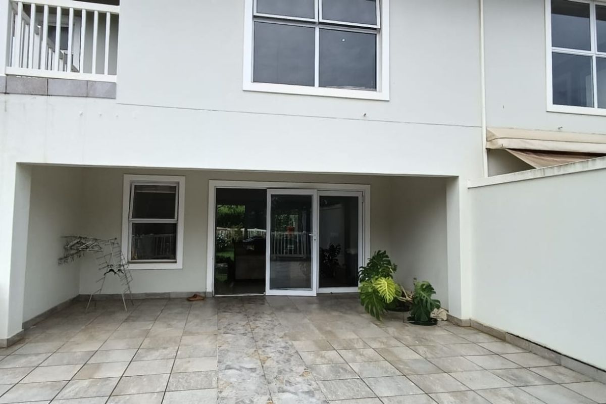 To let in Kindlewood, spacious 4 bedroom, pet friendly townhouse in secure Estate. - Photo 5