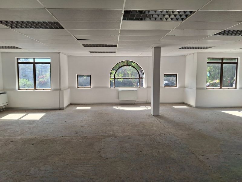 Prime Office Space in Hyde Park  - Photo 7