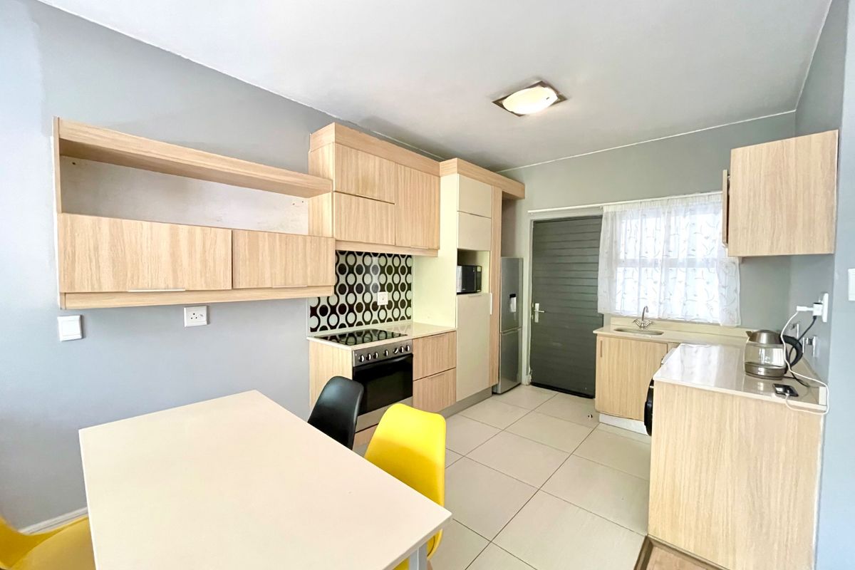 2 Bedroom 2 Bathroom Apartment for Sale - Photo 2