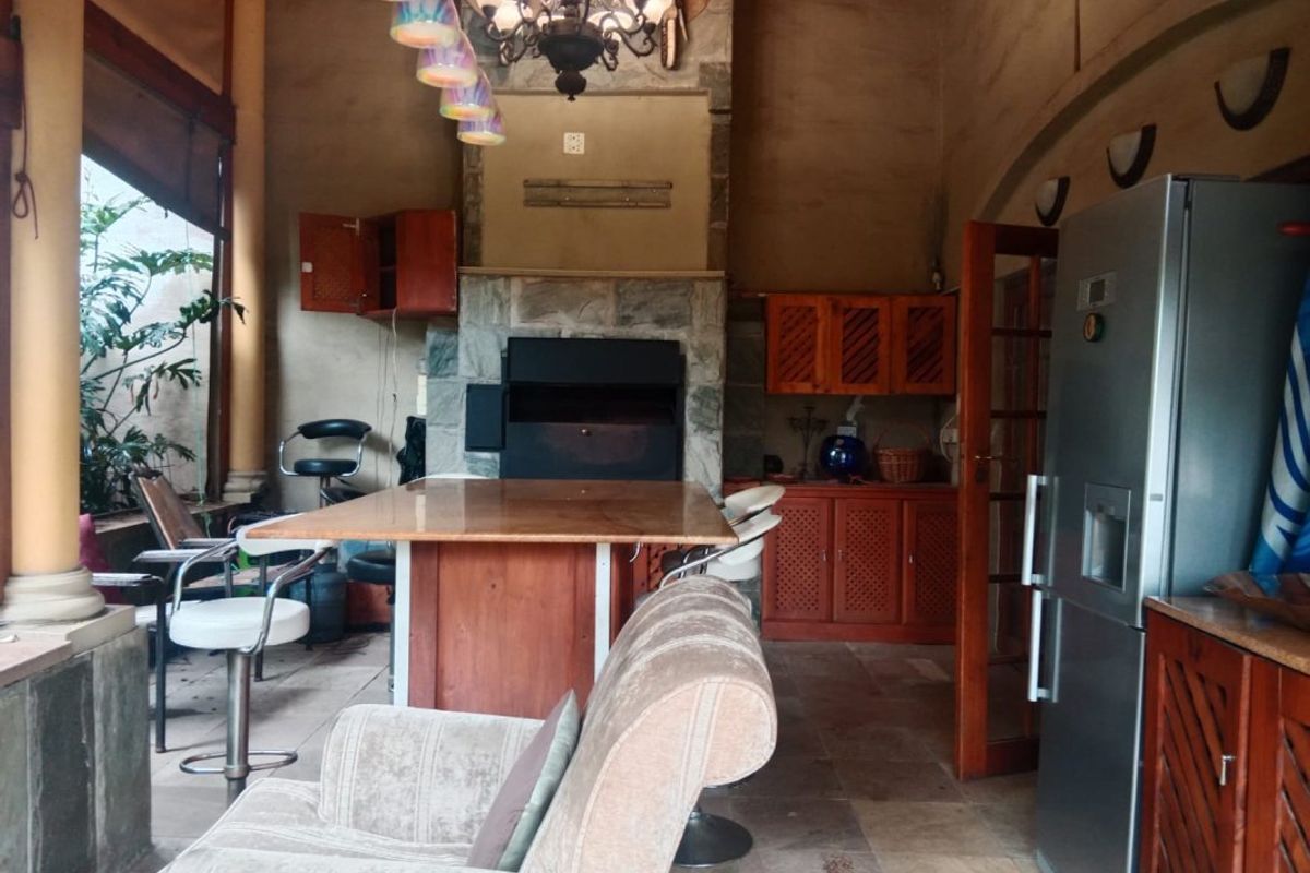 Serene 3-Bedroom Simplex Living with River Views & Resort-Style Amenities - Photo 3