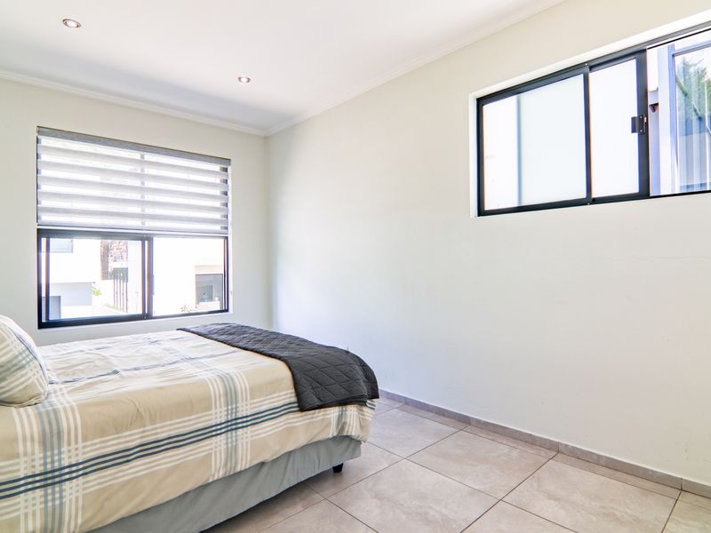 3 Bedroom 2,5 Bathroom TownHouse for sale - Photo 10