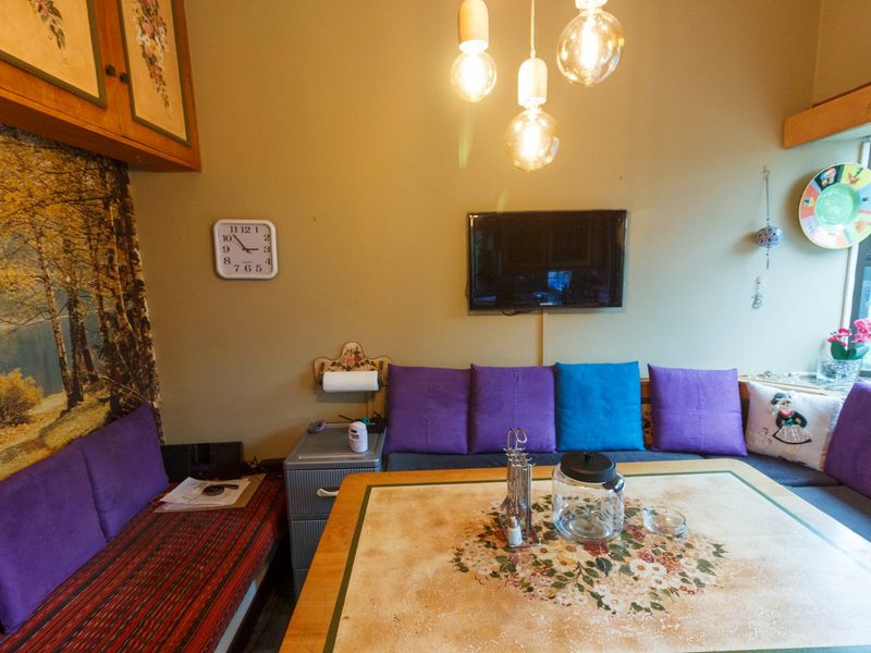 Stunning Double-Storey Home with Breathtaking Views in Horison Park - Photo 7