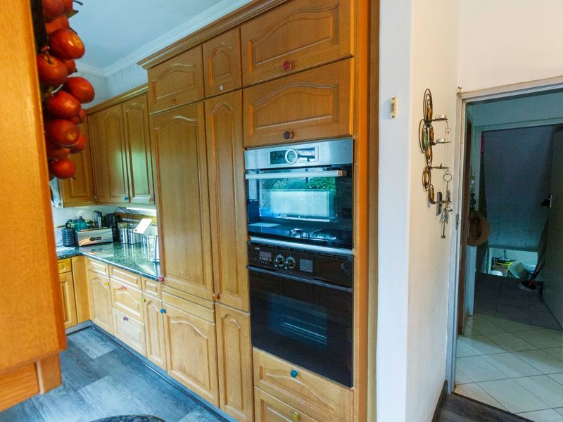 Stunning Double-Storey Home with Breathtaking Views in Horison Park - Photo 8