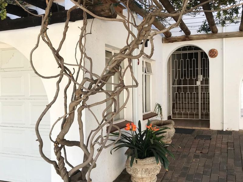 Townhouse with Flatlet for sale in Flamwood - Photo 2