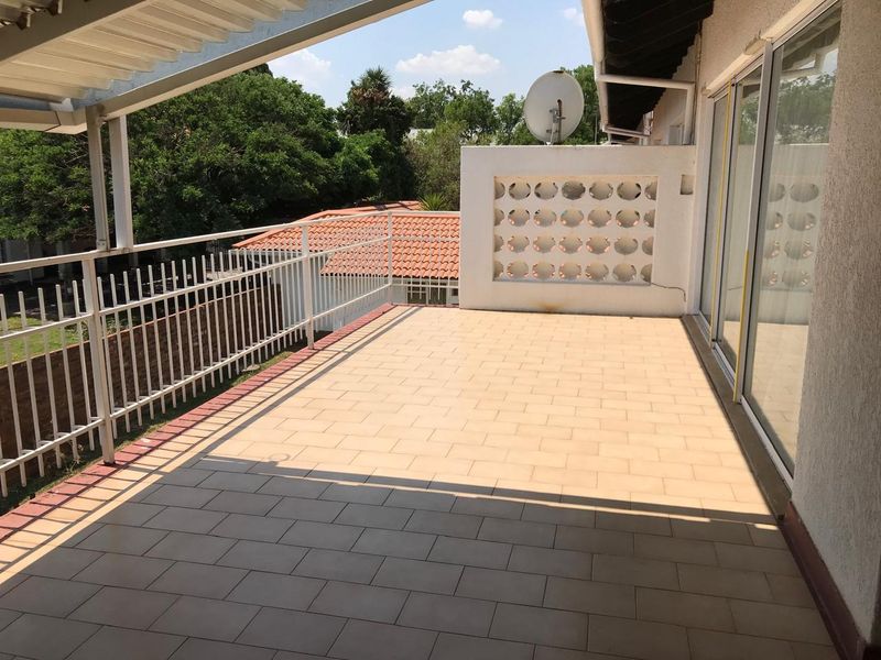 Townhouse with Flatlet for sale in Flamwood - Photo 4