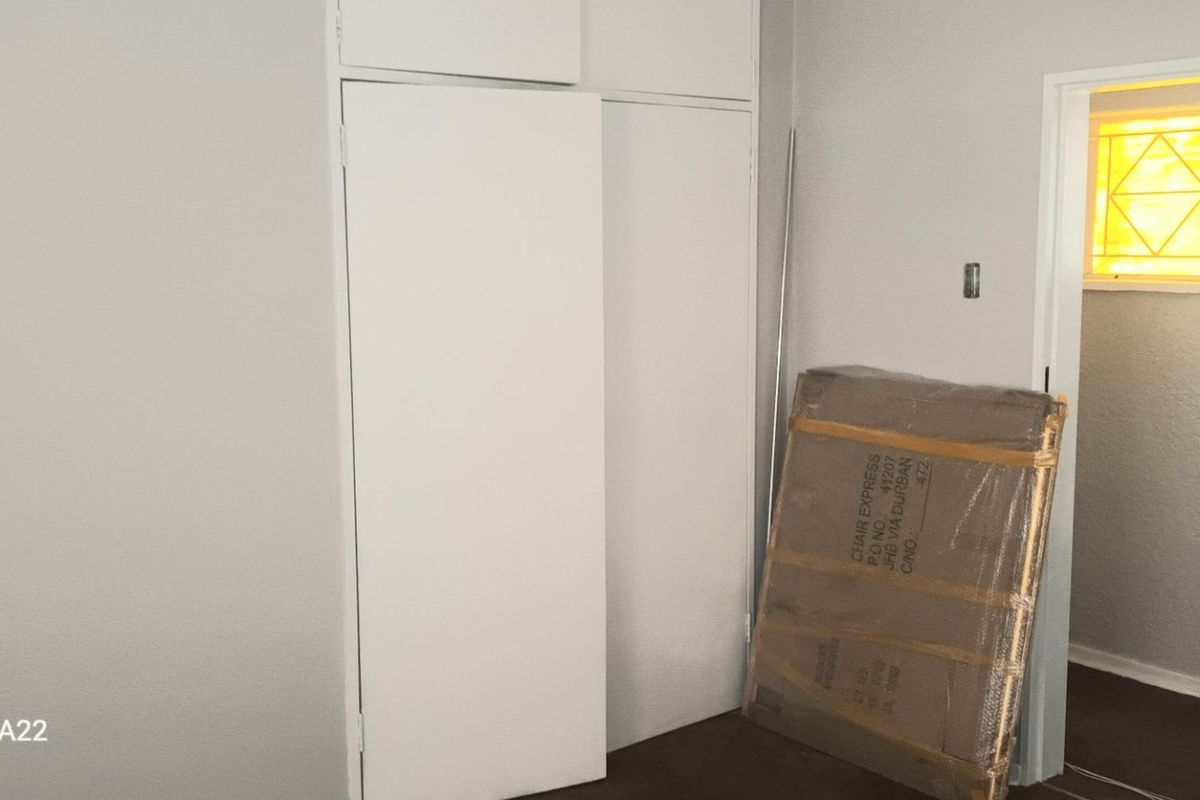 LOOKING FOR THE PERFECT HOME LITTLE TLC - Photo 5