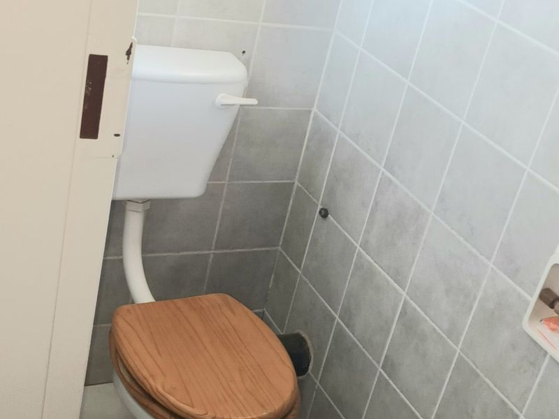 LOOKING FOR THE PERFECT HOME LITTLE TLC - Photo 10