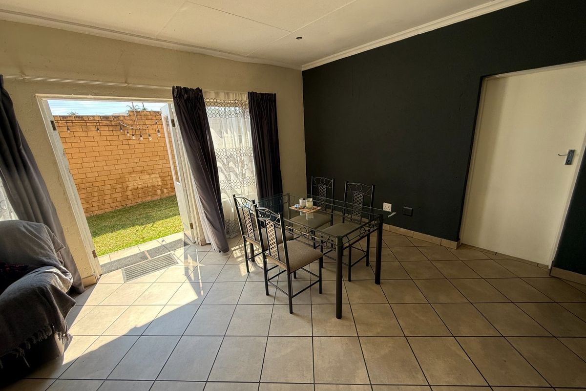 Safe & Spacious! - Photo 5