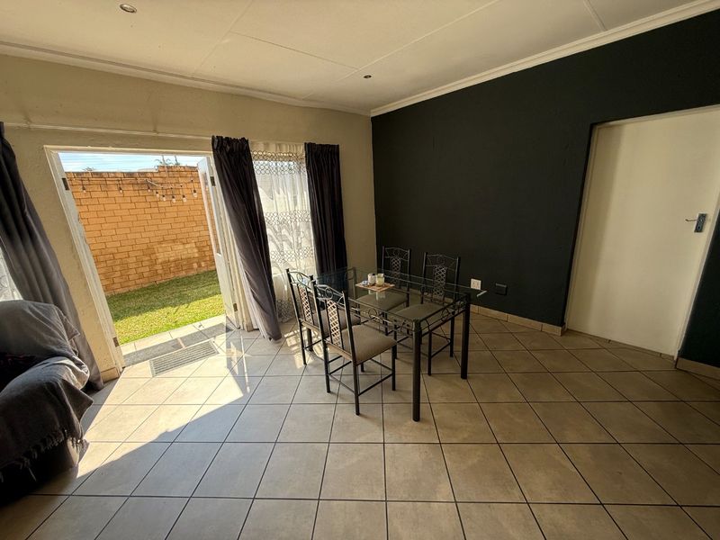 Safe & Spacious! - Photo 5