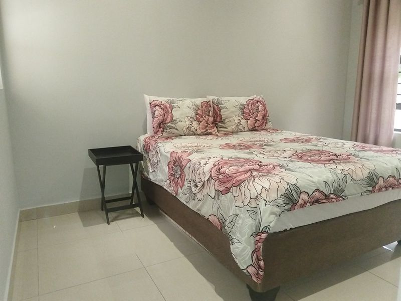 Family Home With Pool in Shelly Beach - Photo 10