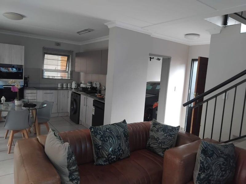 Zambezi Manor Luxury Estate - Photo 5