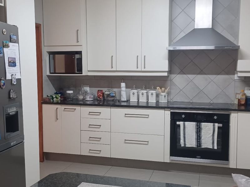 3 Bed Town house in St Andrews for Sale - Photo 9