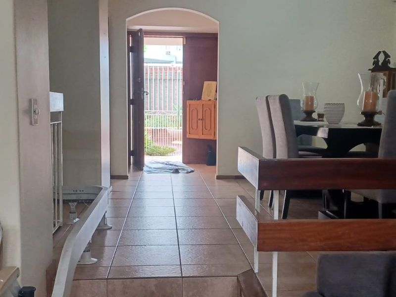 3 Bed Town house in St Andrews for Sale - Photo 2