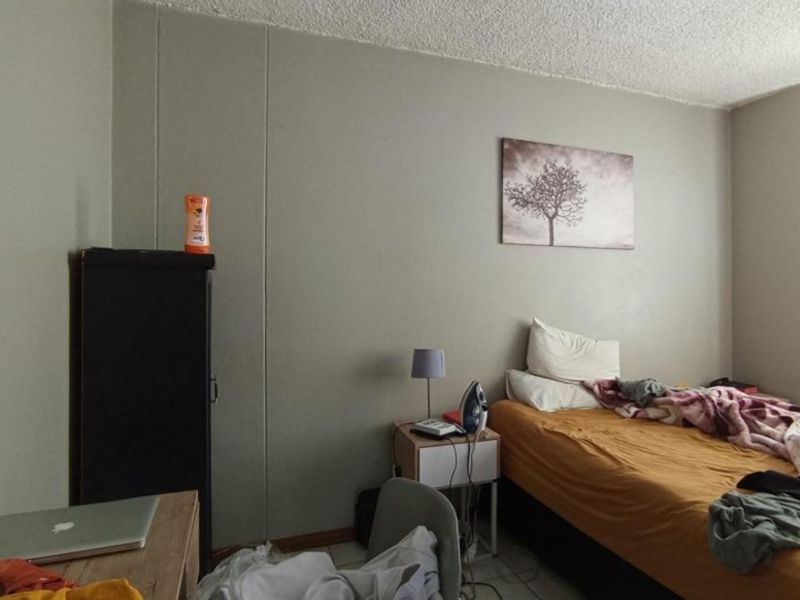 Spacious.5-Bedroom Apartment for Sale in Sunnyside - Photo 9