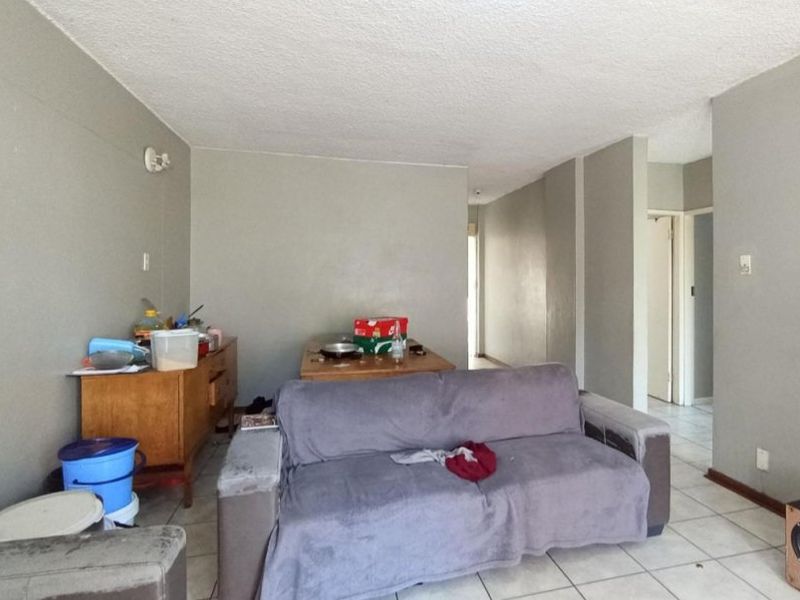 Spacious.5-Bedroom Apartment for Sale in Sunnyside - Photo 6