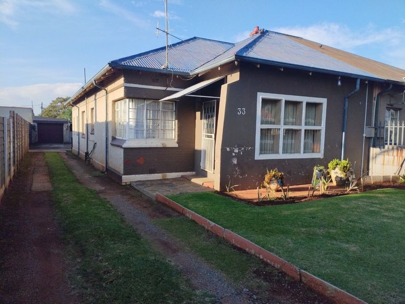3 Bedroom House for Sale in Strubenvale  - Photo 1