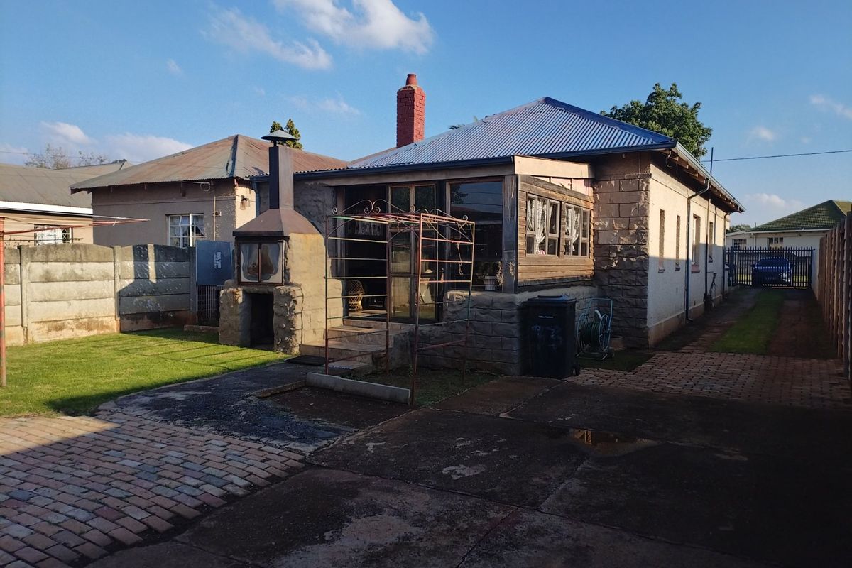 3 Bedroom House for Sale in Strubenvale  - Photo 4