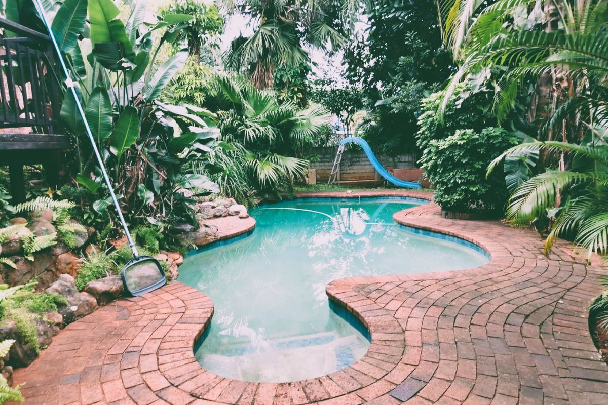 SPACIOUS FAMILY HOME. - Photo 4