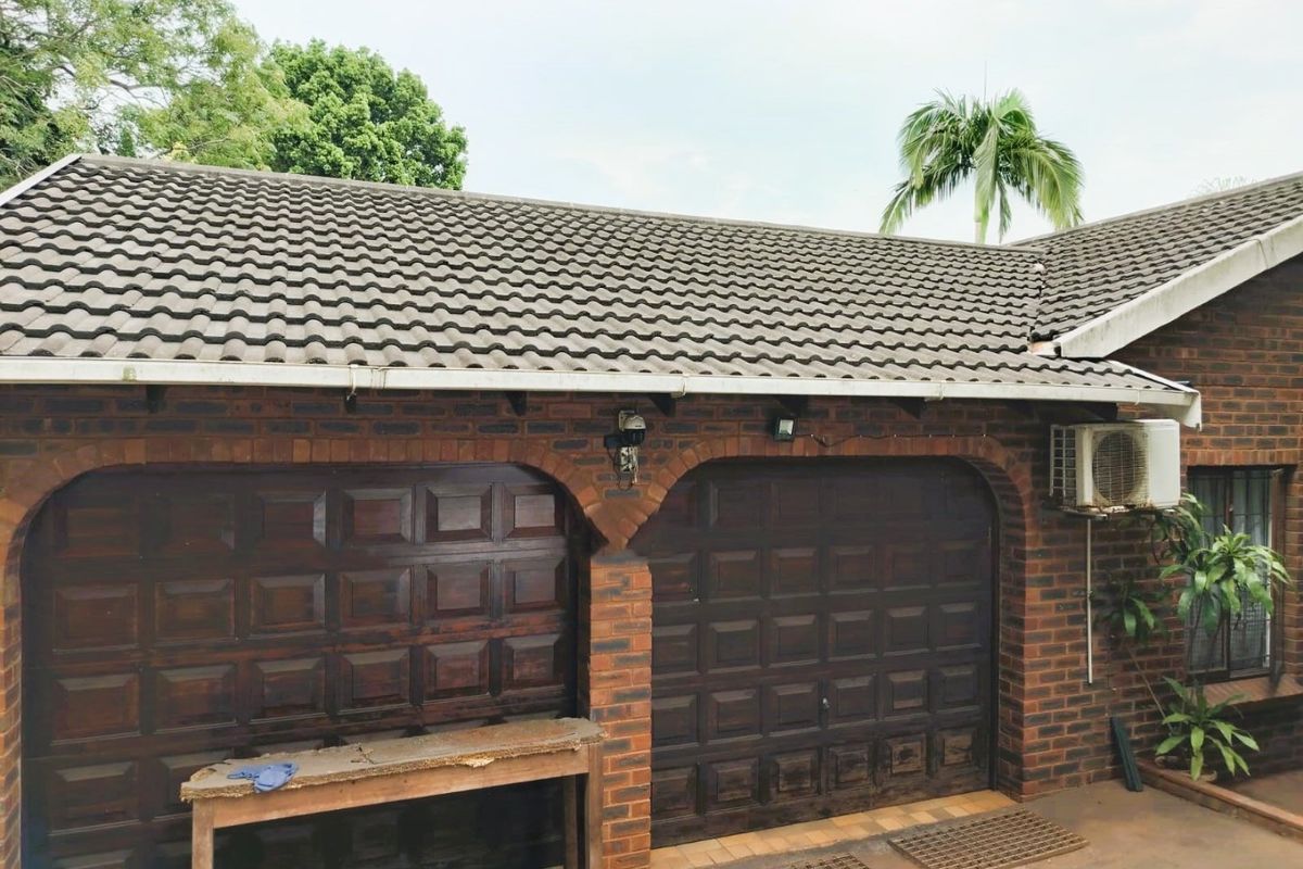 SPACIOUS FAMILY HOME. - Photo 2