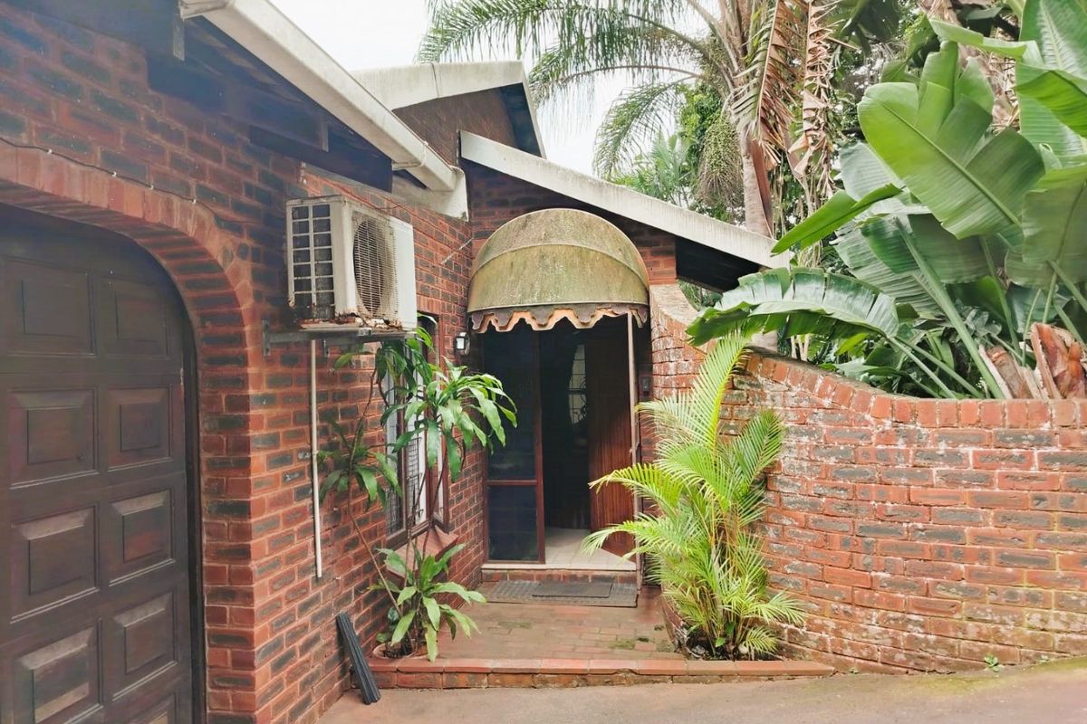 SPACIOUS FAMILY HOME. - Photo 3