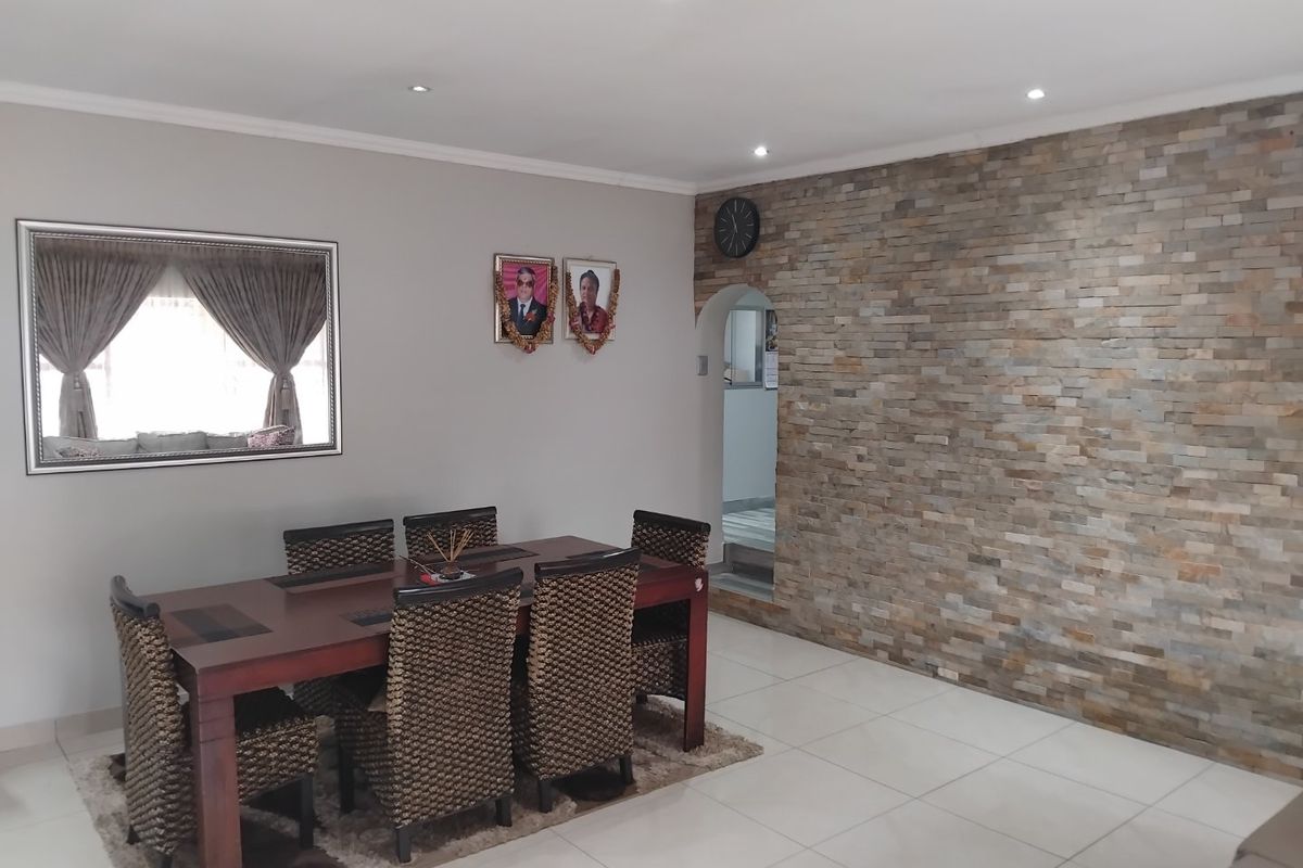Spacious Family Living with Modern Comforts & Extra Income Potential!  - Photo 4