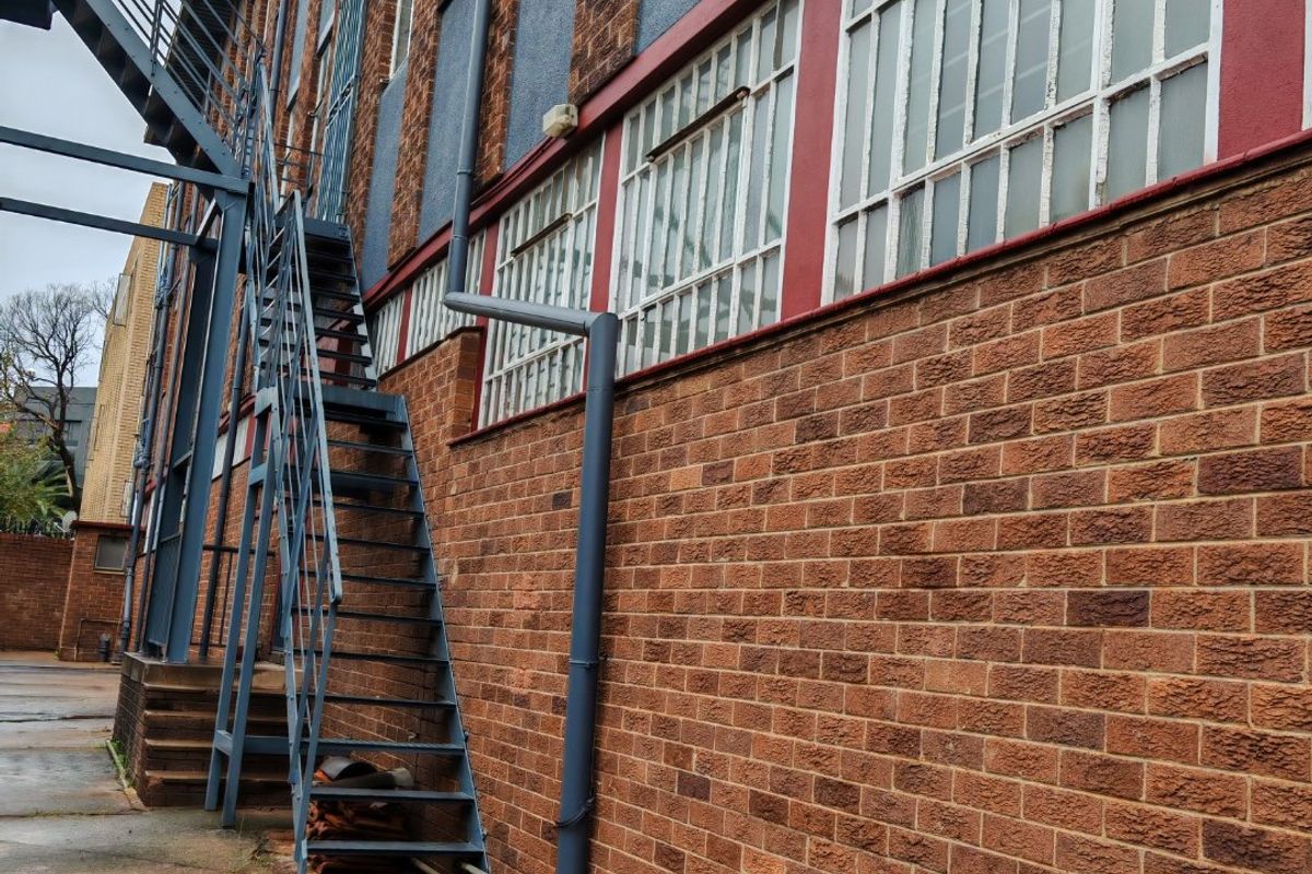 Commercial Property for Rent in the Heart of Braamfontein Werf. - Photo 3