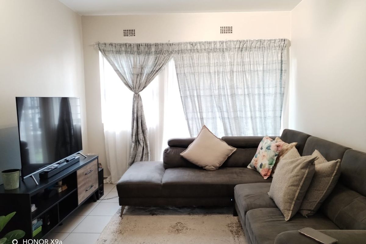 2 Bedroom Apartment to Rent in Ravenswood – R7 500 - Photo 3