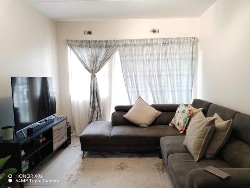 2 Bedroom Apartment to Rent in Ravenswood – R7 500 - Photo 3