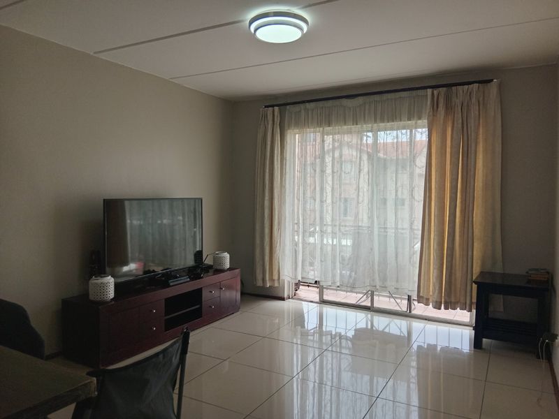 Newly renovated 2 bedroom 1 bathroom apartment is available for rent in Benoni. - Photo 5