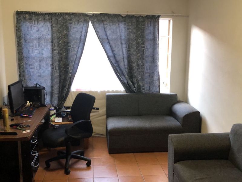 Charming 1 Bedroom Apartment for Sale in Ravenswood Boksburg - Photo 7