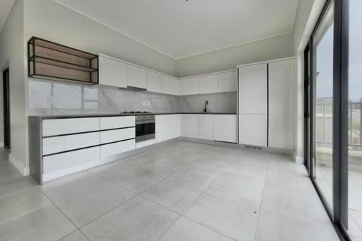 3 Bed 2 Bath Ground Floor For Rent - Photo 3