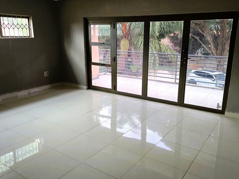 Spacious 4-Bedroom Fixer-Upper Opportunity in Rayton – Endless Potential for Renovators & Investors! - Photo 6