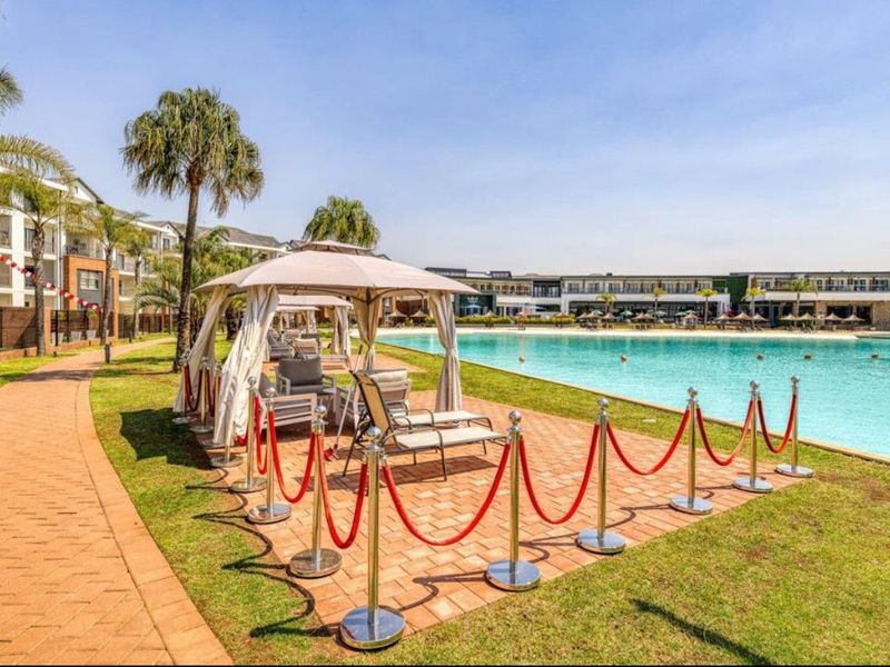 THREE BEDROOMS AND TWO BATHROOMS - Photo 5