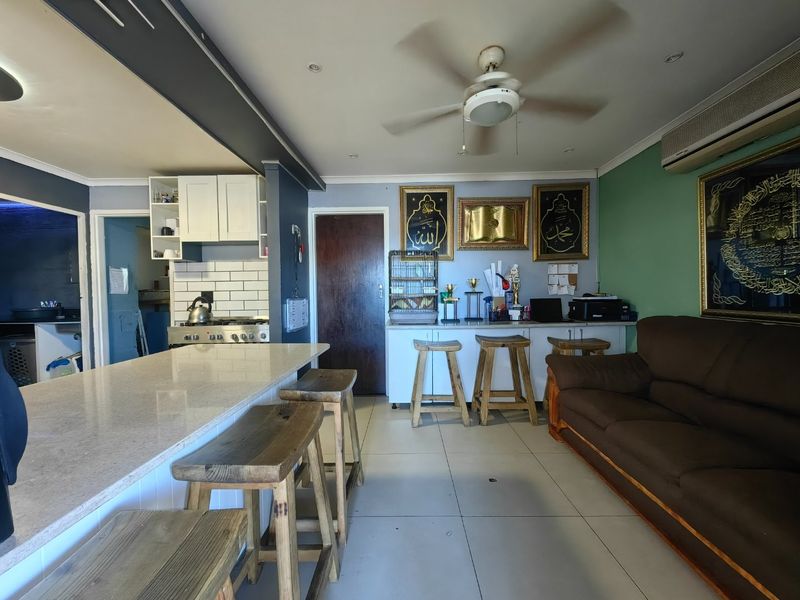 Safe, secure & central - Photo 8