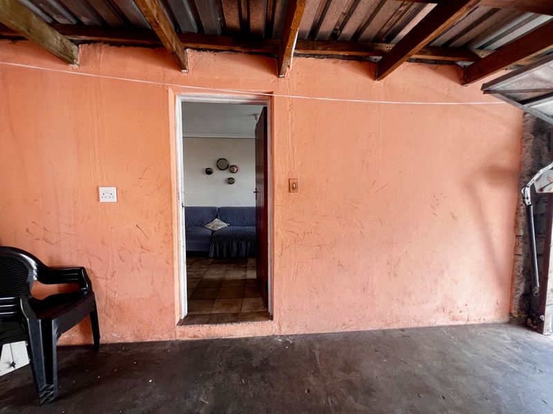 This property awaits to become someone's new or first home - Photo 4