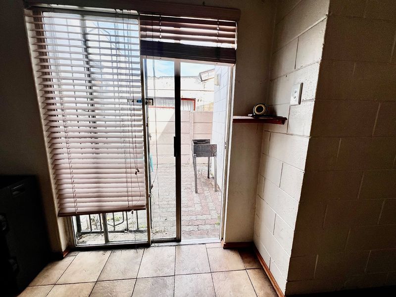 This property awaits to become someone's new or first home - Photo 9