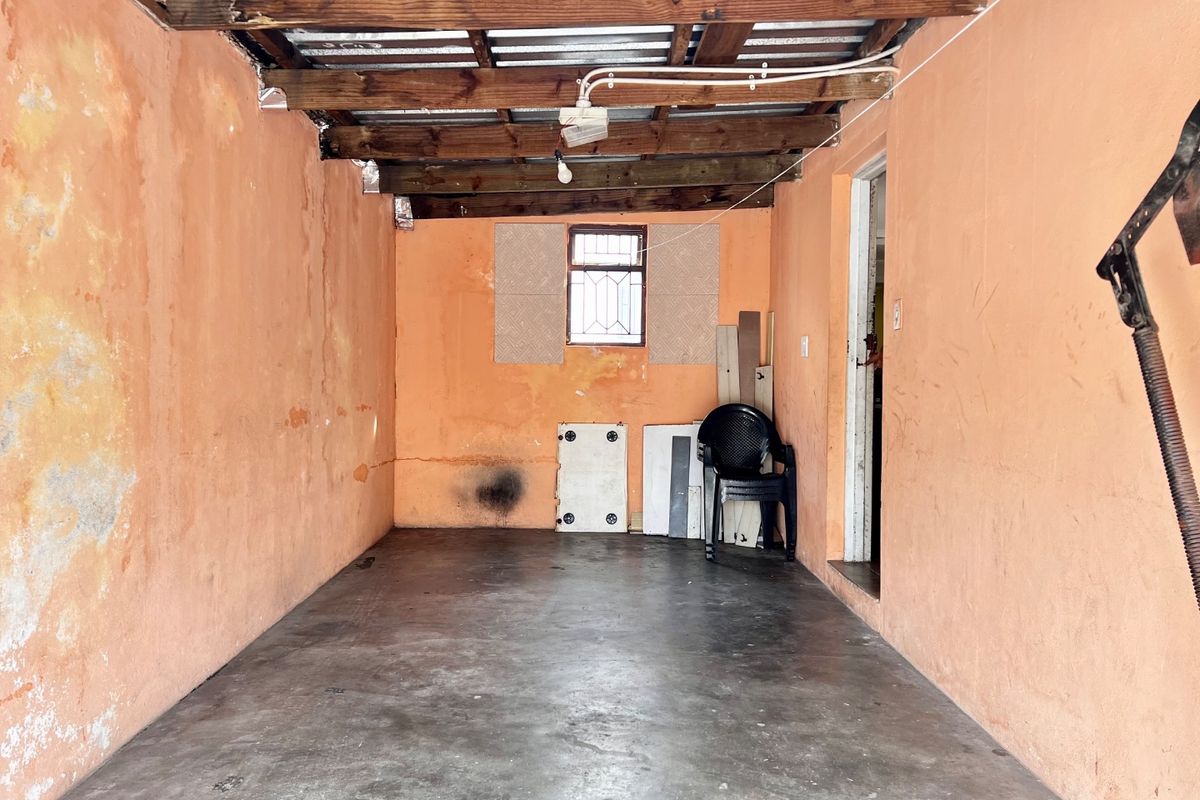 This property awaits to become someone's new or first home - Photo 3