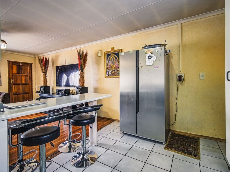 Your Dream Home Awaits! - Photo 6