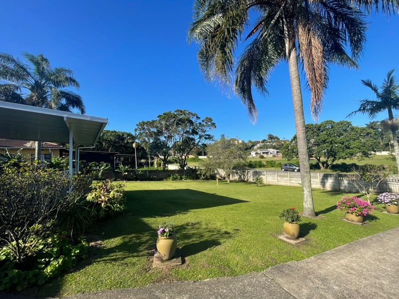 Charming Family Home with Modern Extras and Guest Wendy House – Uvongo - Photo 6