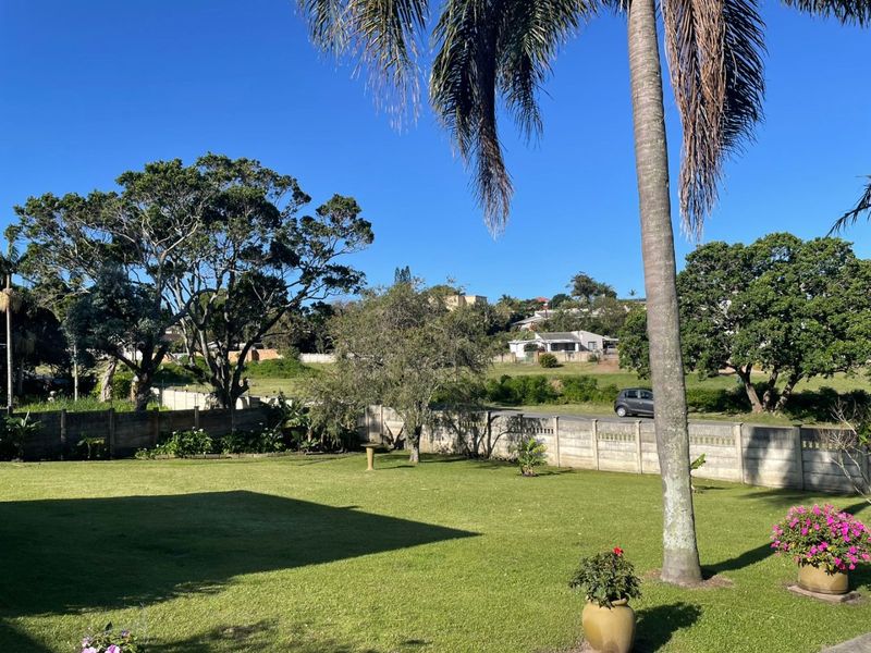 Charming Family Home with Modern Extras and Guest Wendy House – Uvongo - Photo 7