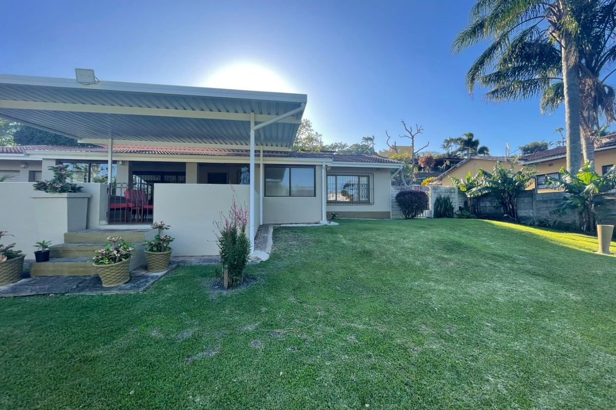 Charming Family Home with Modern Extras and Guest Wendy House – Uvongo - Photo 5