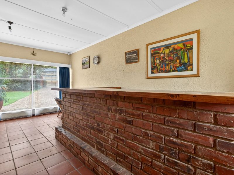 Secure the Location, Shape the Home! - Photo 8