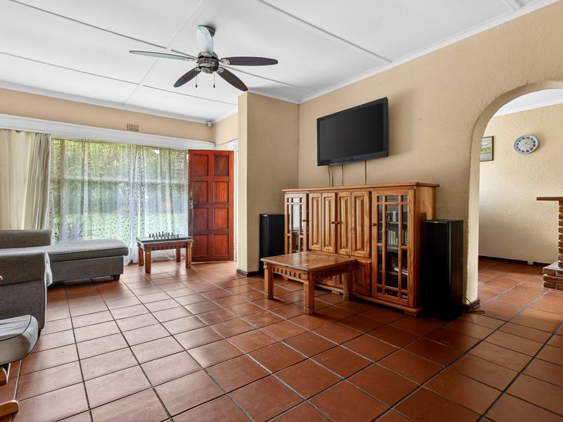 Secure the Location, Shape the Home! - Photo 6