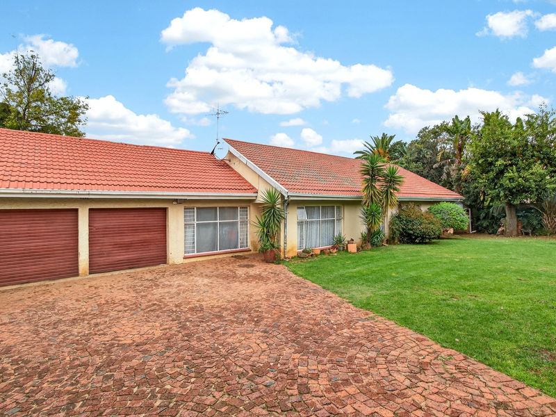 Secure the Location, Shape the Home! - Photo 2