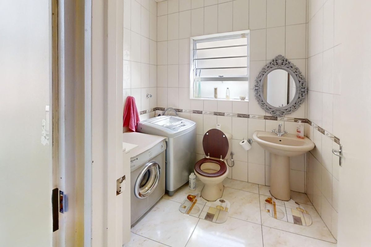 Beautiful 4 bedroom home - Photo 3