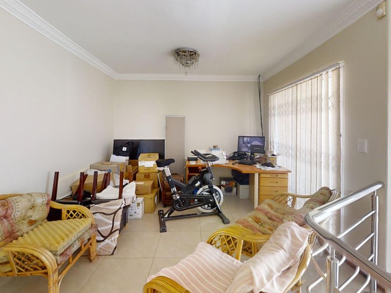 Beautiful 4 bedroom home - Photo 5