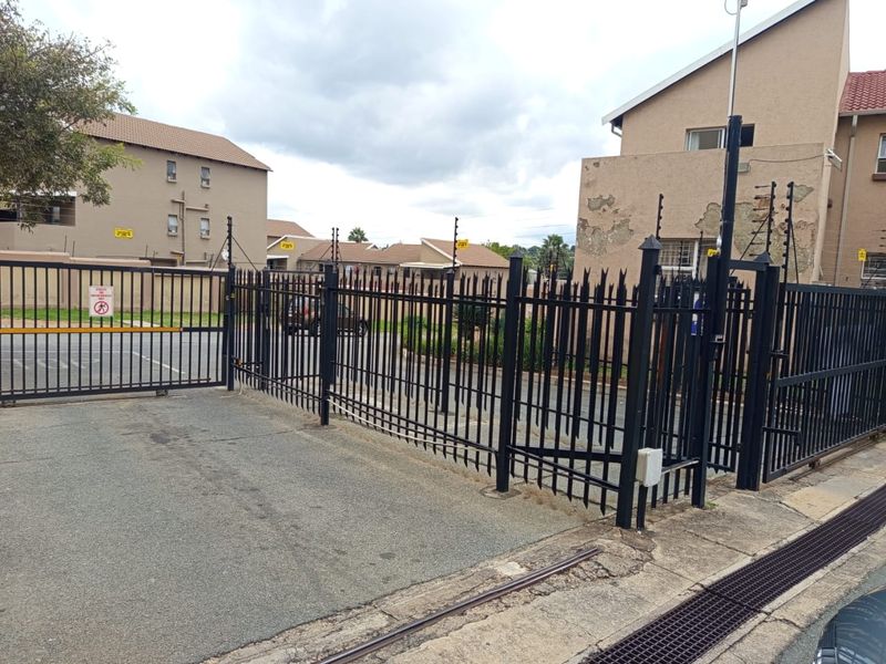 3 bed 2 bathroom ground floor townhouse in Vorna Valley. - Photo 2