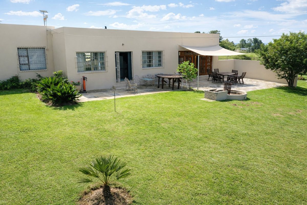 Multi-Dwelling Farmall AH Property | 3 Homes + Income Potential | Views over Sandton - Photo 5